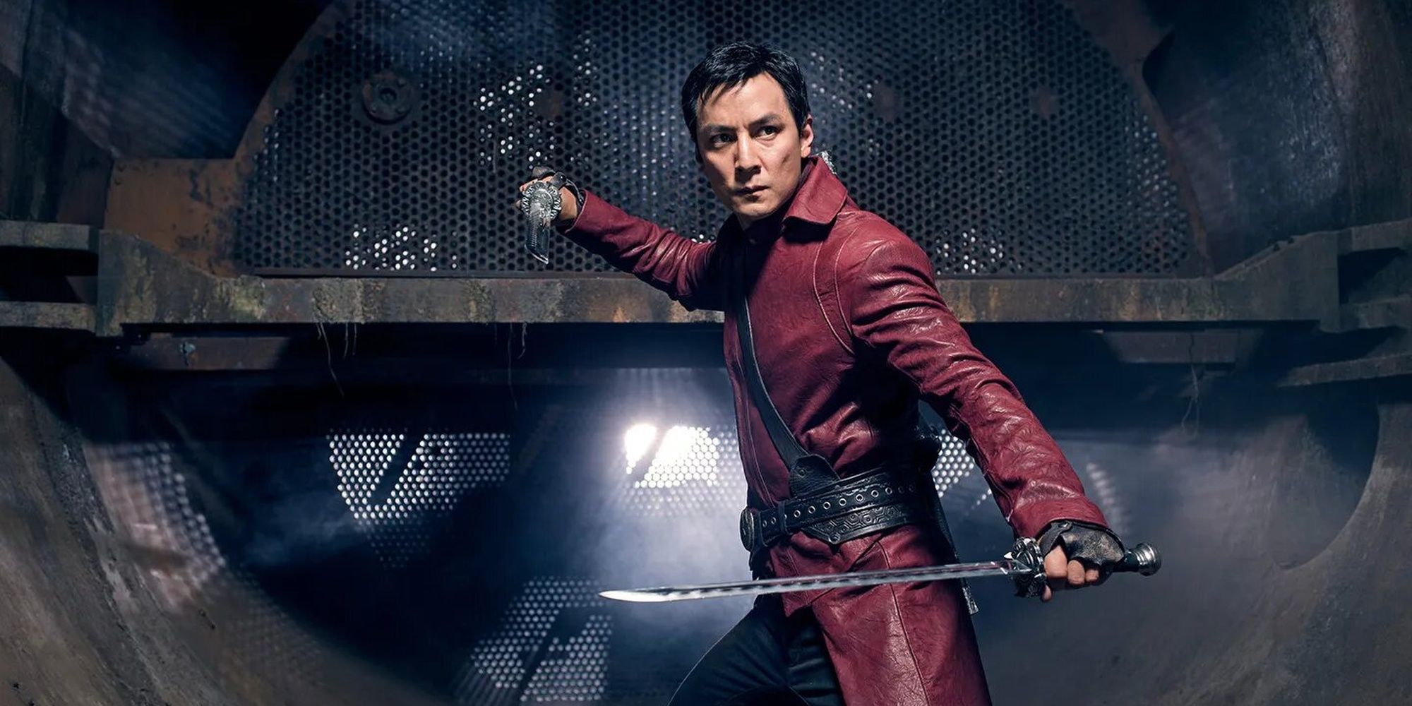 Daniel Wu as Sunny, ready with his swords, in Into the Badlands